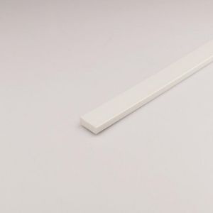 Paveikslėlis PVC plokščias strypas baltas 19x1000